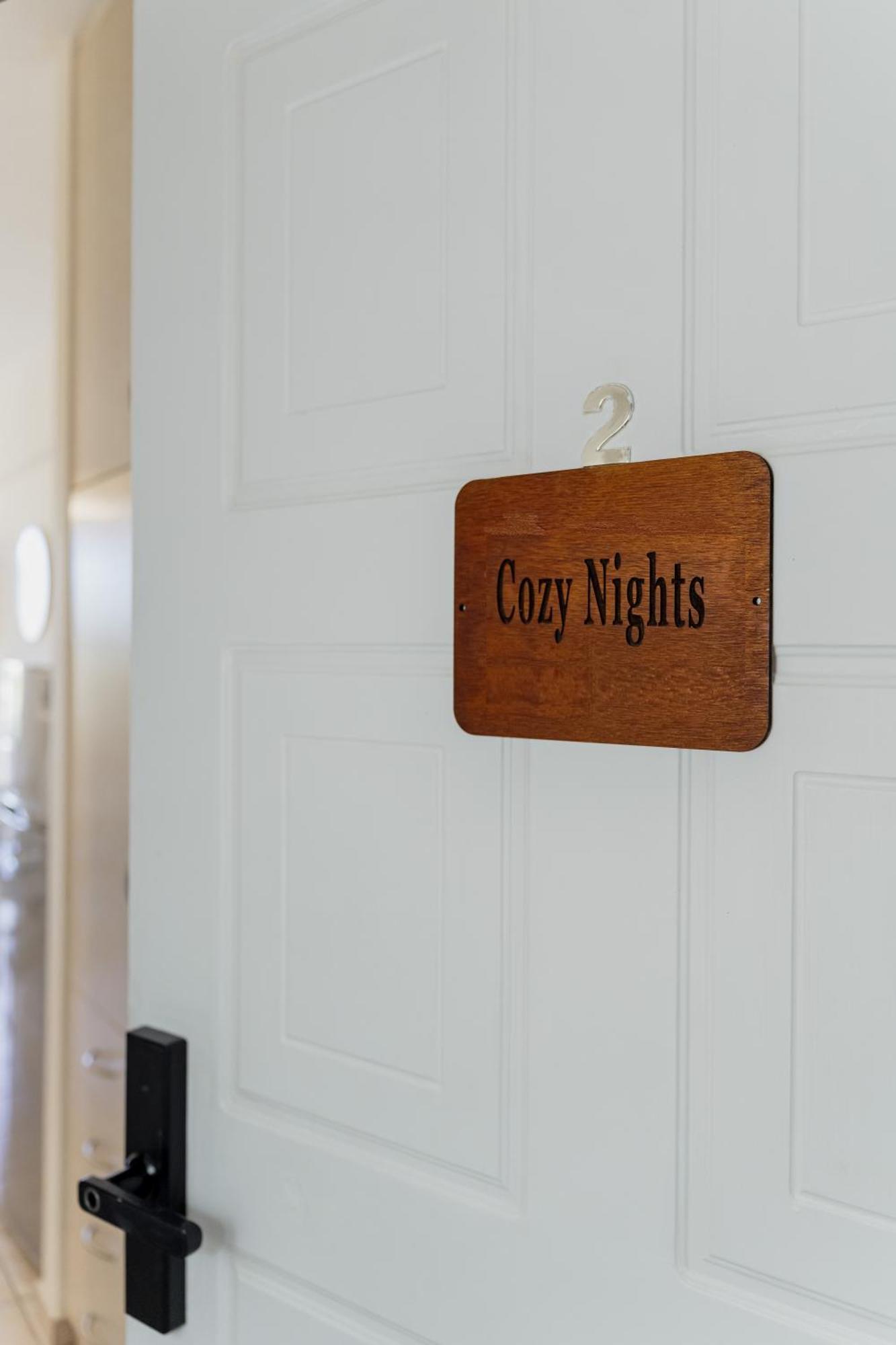 Cozy Nights Leilighet Messíni Eksteriør bilde